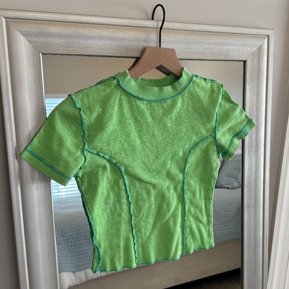 Urban Outfitters Women's Short Sleeve Green BDG Baby Cropped Tee Size S - Picture 1 of 6